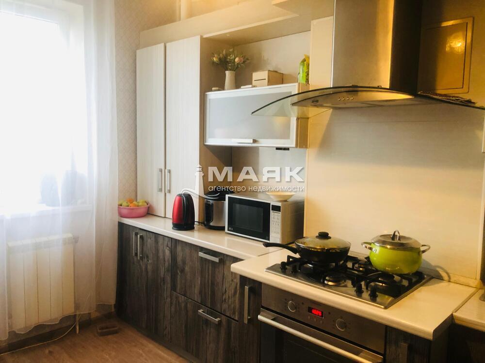 2-к. квартира 61.5 кв.м, 3/6