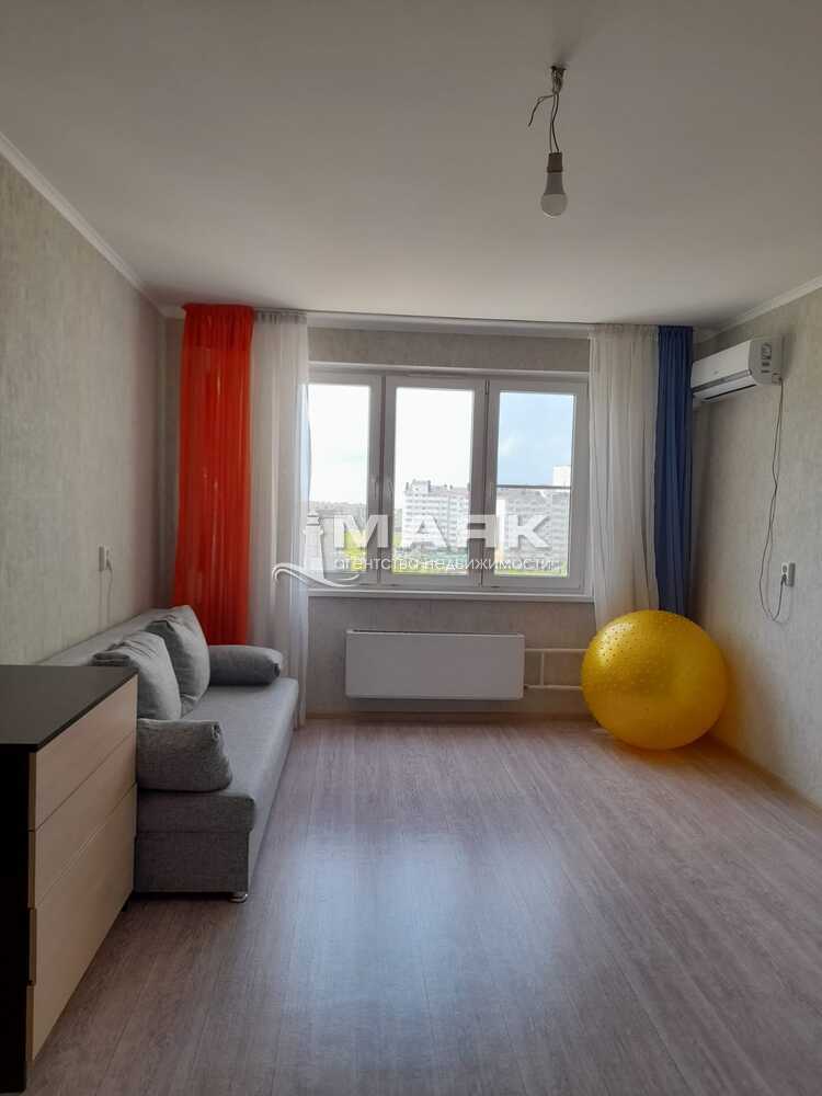 1-к. квартира 40 кв.м, 10/16