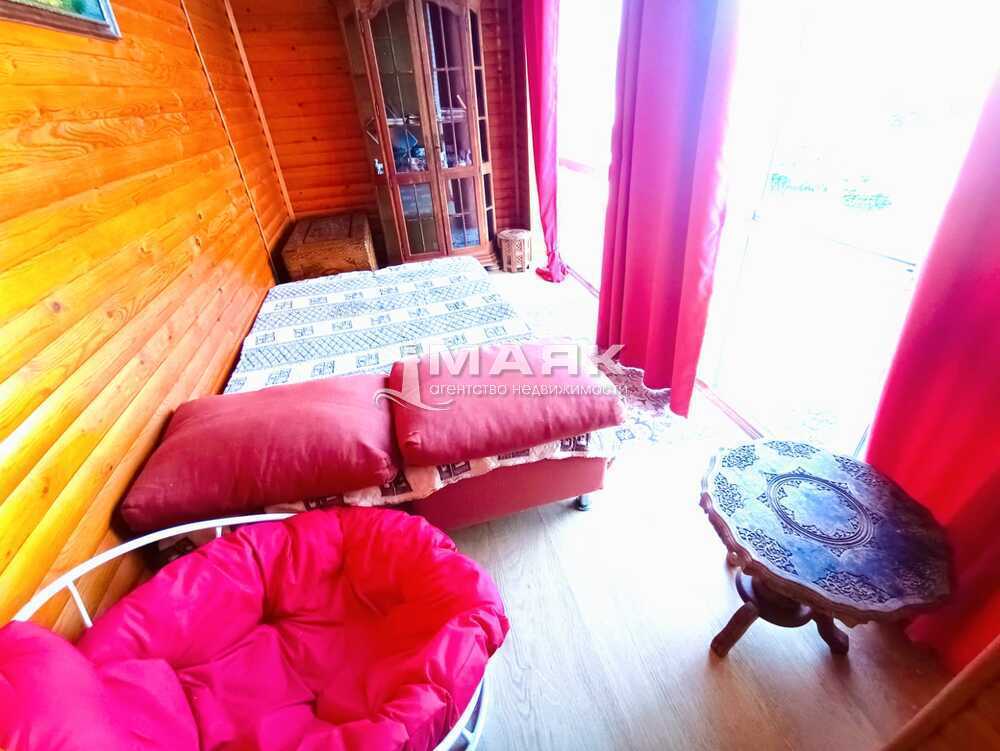Дом 95 кв.м на участке 3 сот