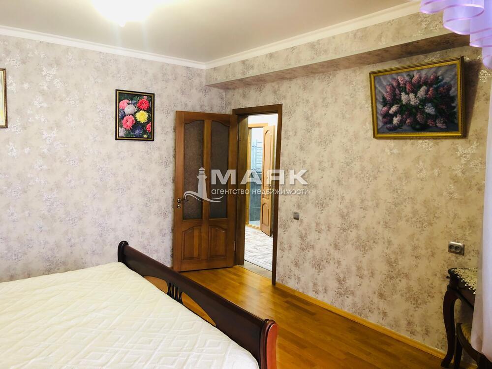 2-к. квартира 84 кв.м, 5/7