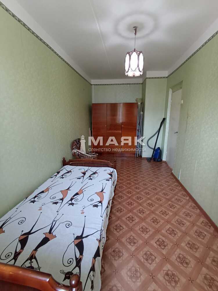 3-к. квартира 60 кв.м, 2/4
