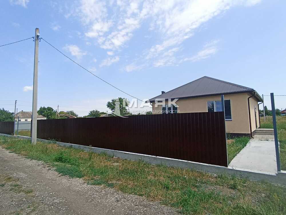 Дом 66 кв.м на участке 7 сот