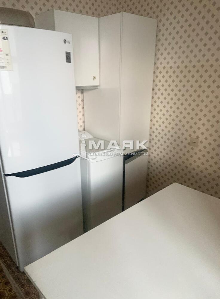 2-к. квартира 60.3 кв.м, 4/6