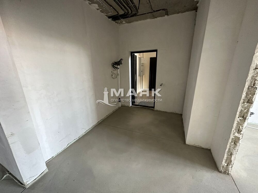 2-к. квартира 75 кв.м, 2/3