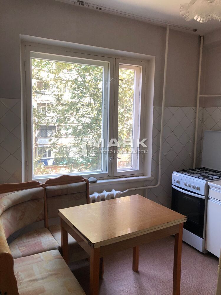 1-к. квартира 30 кв.м, 3/5