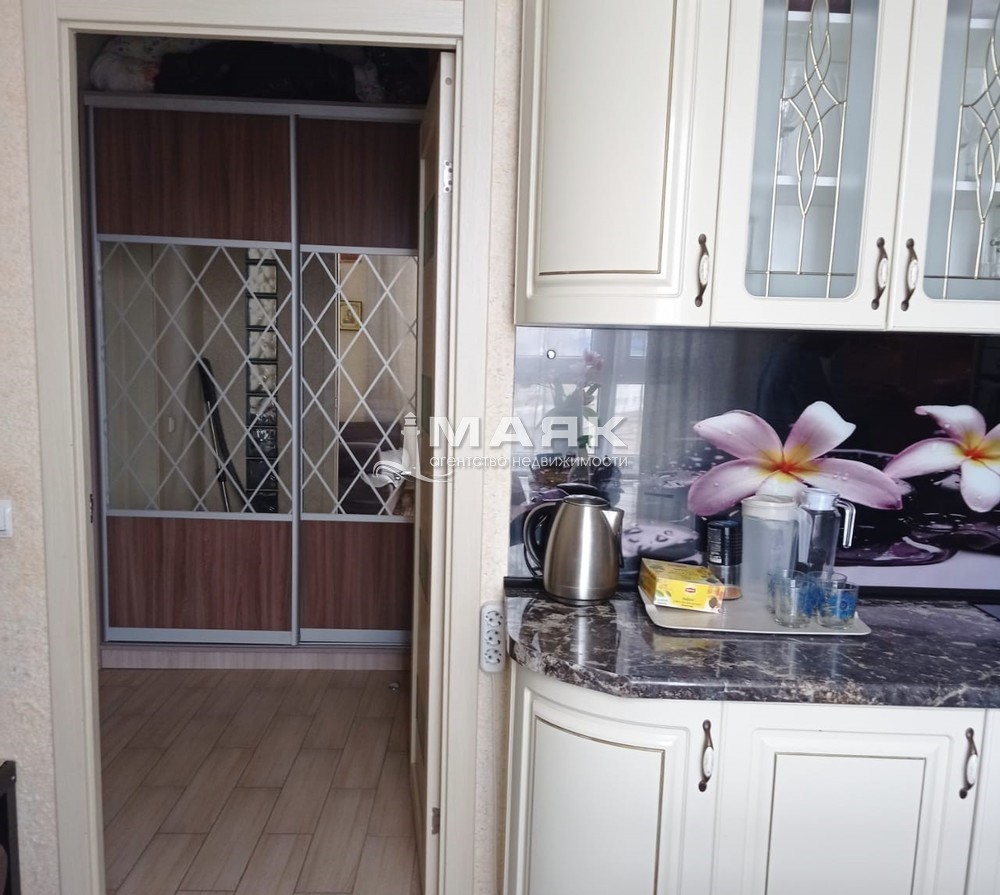 2-к. квартира 62 кв.м, 4/8