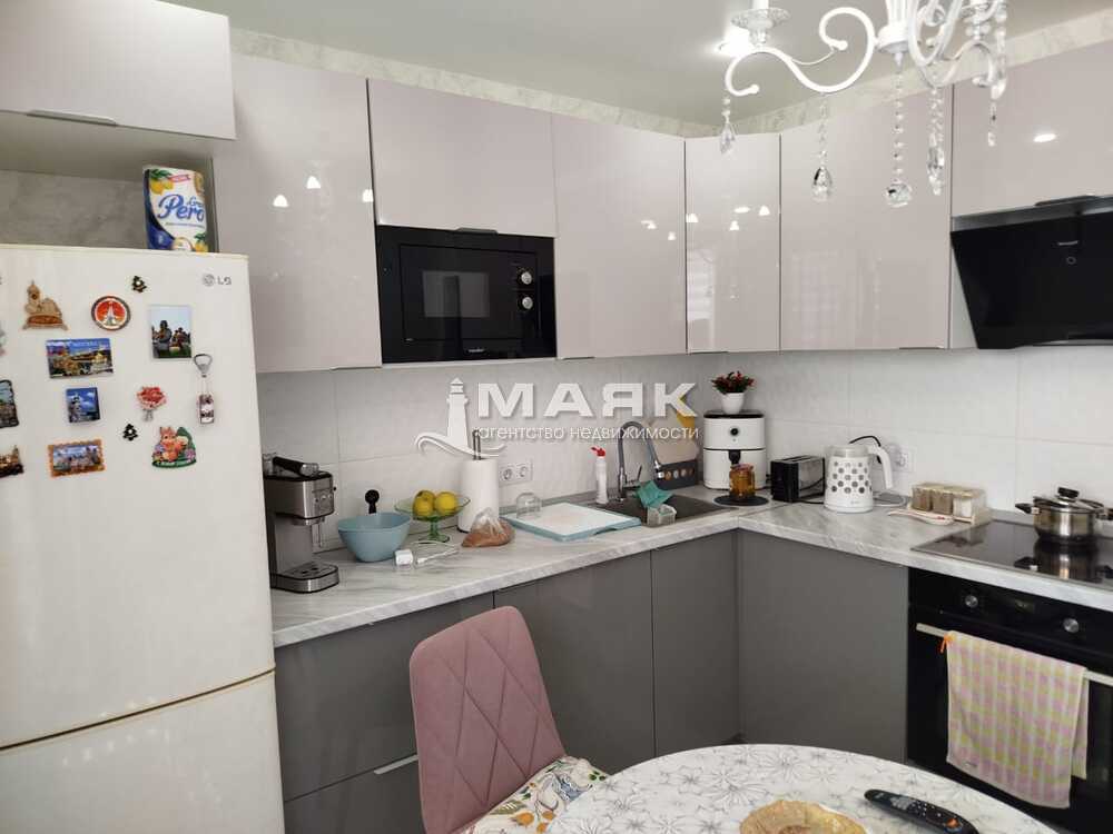 2-к. квартира 56.7 кв.м, 1/16