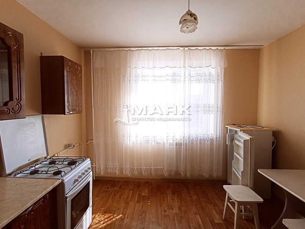 1-к. квартира 54.6 кв.м, 3/3