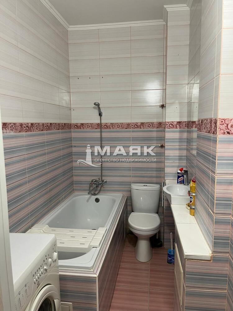 1-к. квартира 43.4 кв.м, 3/4