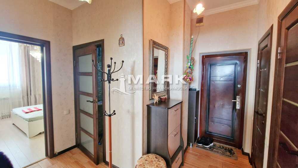 2-к. квартира 63 кв.м, 2/7