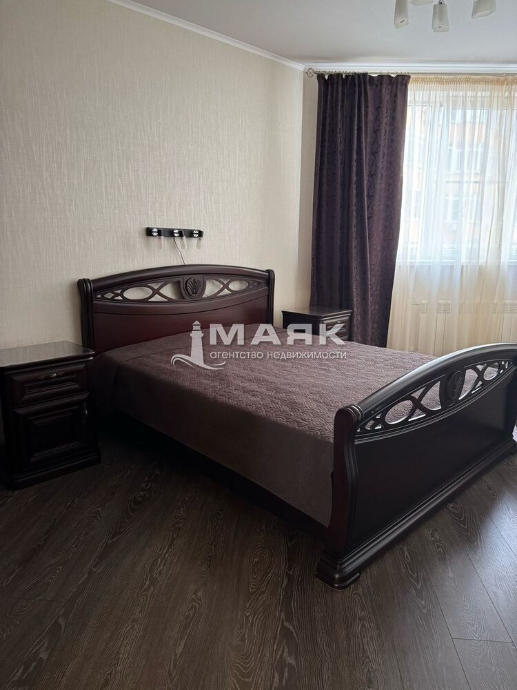 3-к. квартира 84.2 кв.м, 6/14