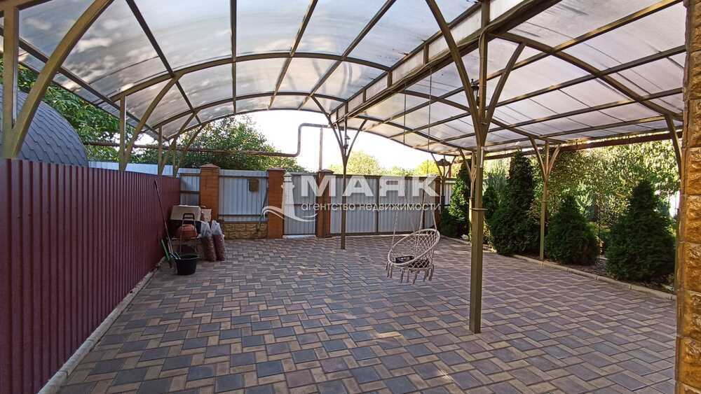 Дом 161.9 кв.м на участке 5 сот