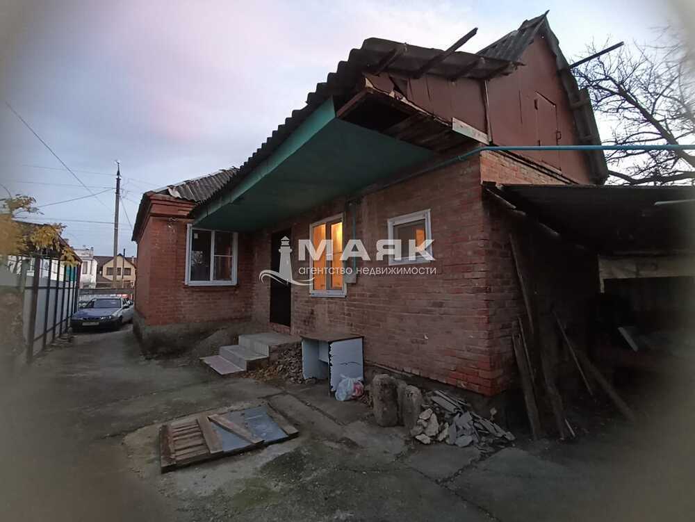 Часть дома 40 кв.м на участке 5 сот