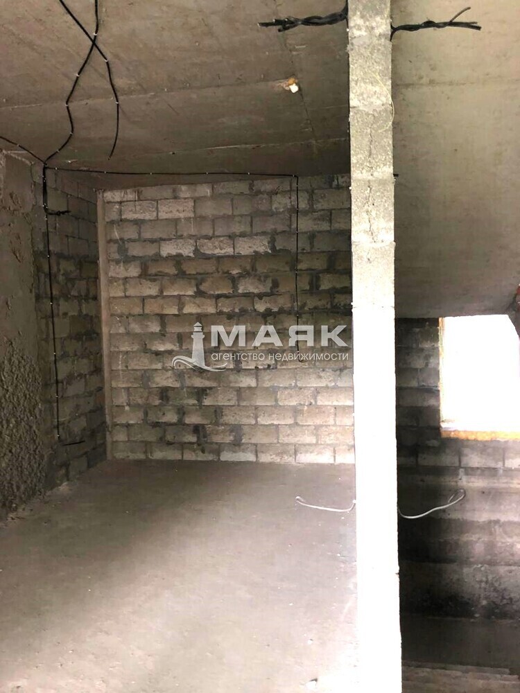 Дом 210.8 кв.м на участке 2 сот