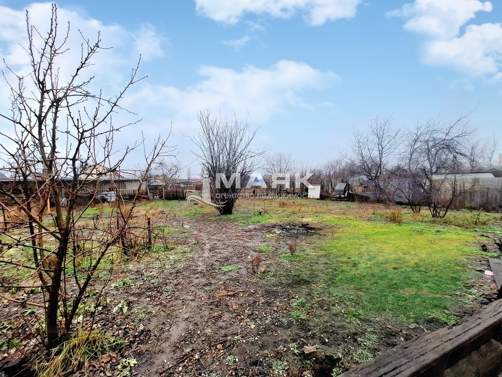 Дом 22.3 кв.м на участке 8.9 сот