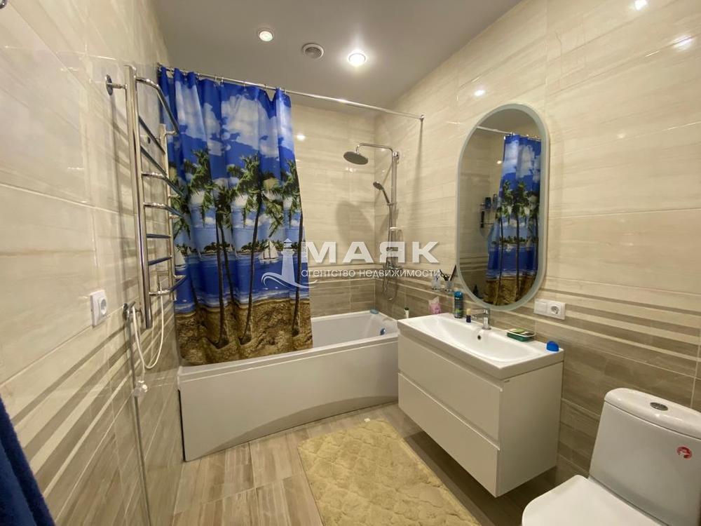 Таунхаус 125.4 кв.м на участке 2.2 сот