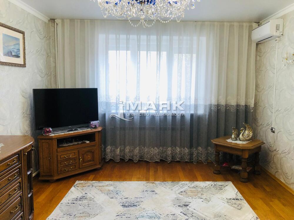 2-к. квартира 84 кв.м, 5/7