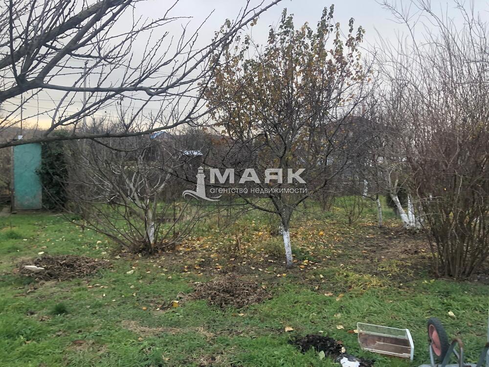 Дом 220 кв.м на участке 8 сот