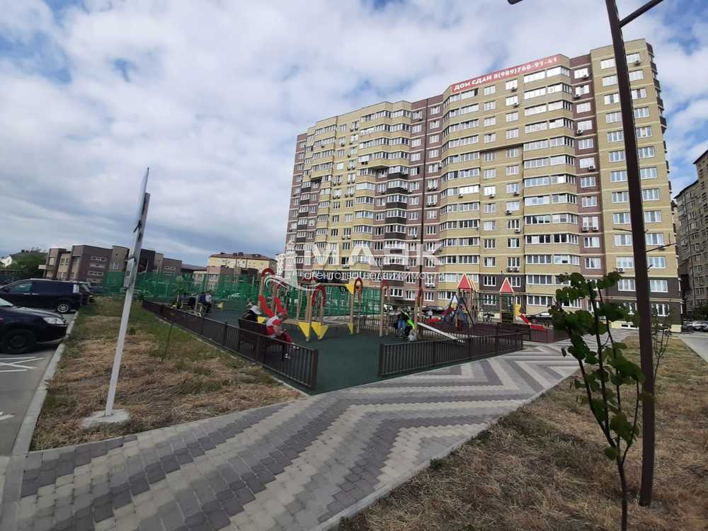 1-к. квартира 48 кв.м, 1/13