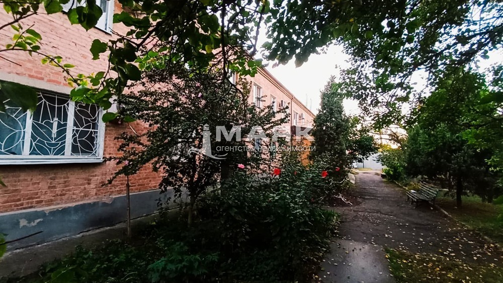 3-к. квартира 58.6 кв.м, 1/2