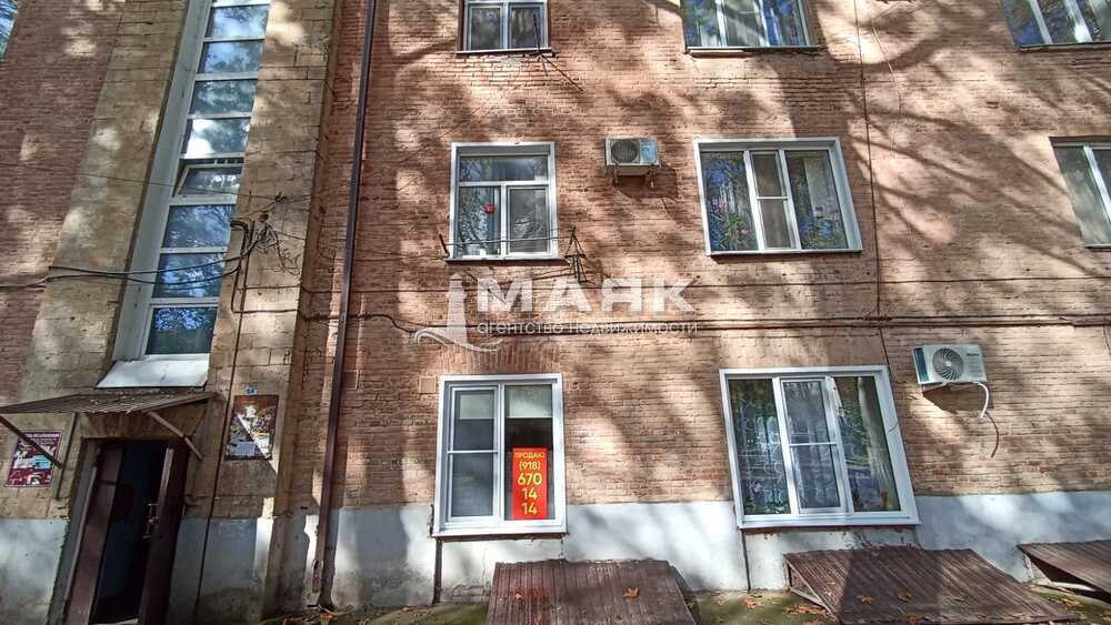 1-к. квартира 37.8 кв.м, 1/3