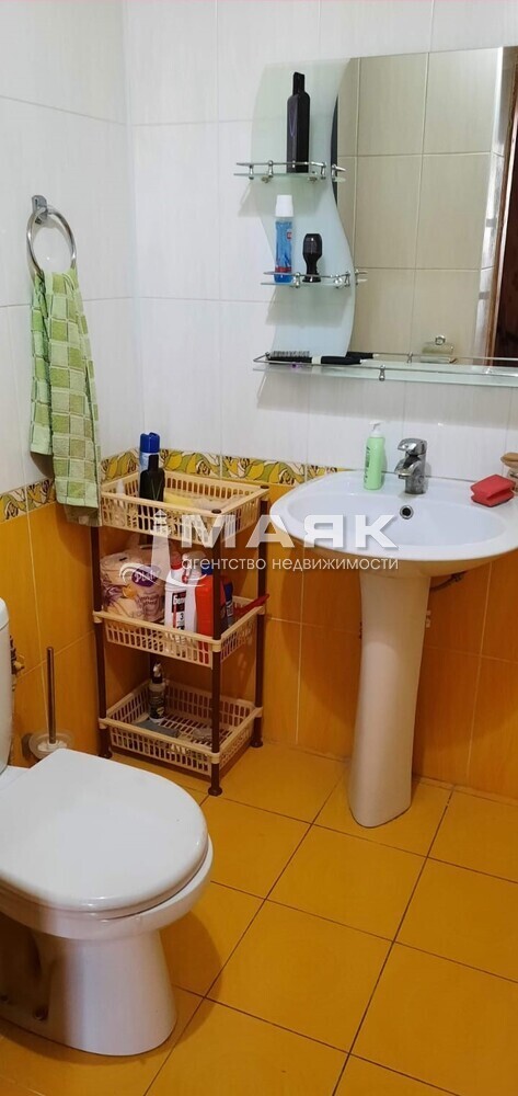 Дом 413 кв.м на участке 8 сот