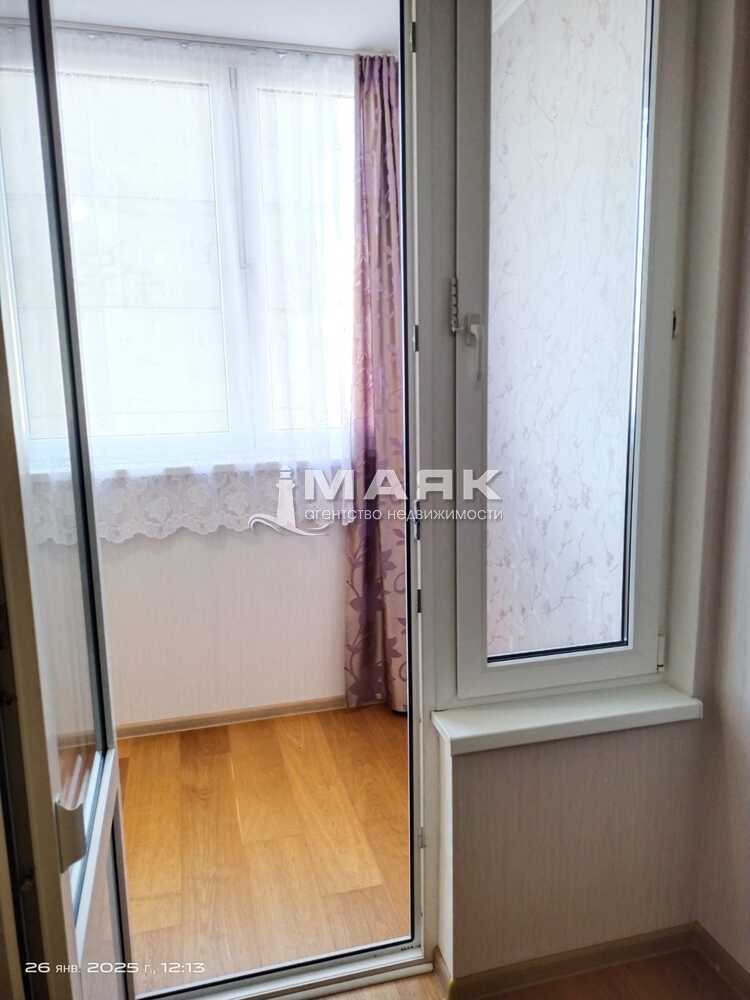 2-к. квартира 66 кв.м, 4/17