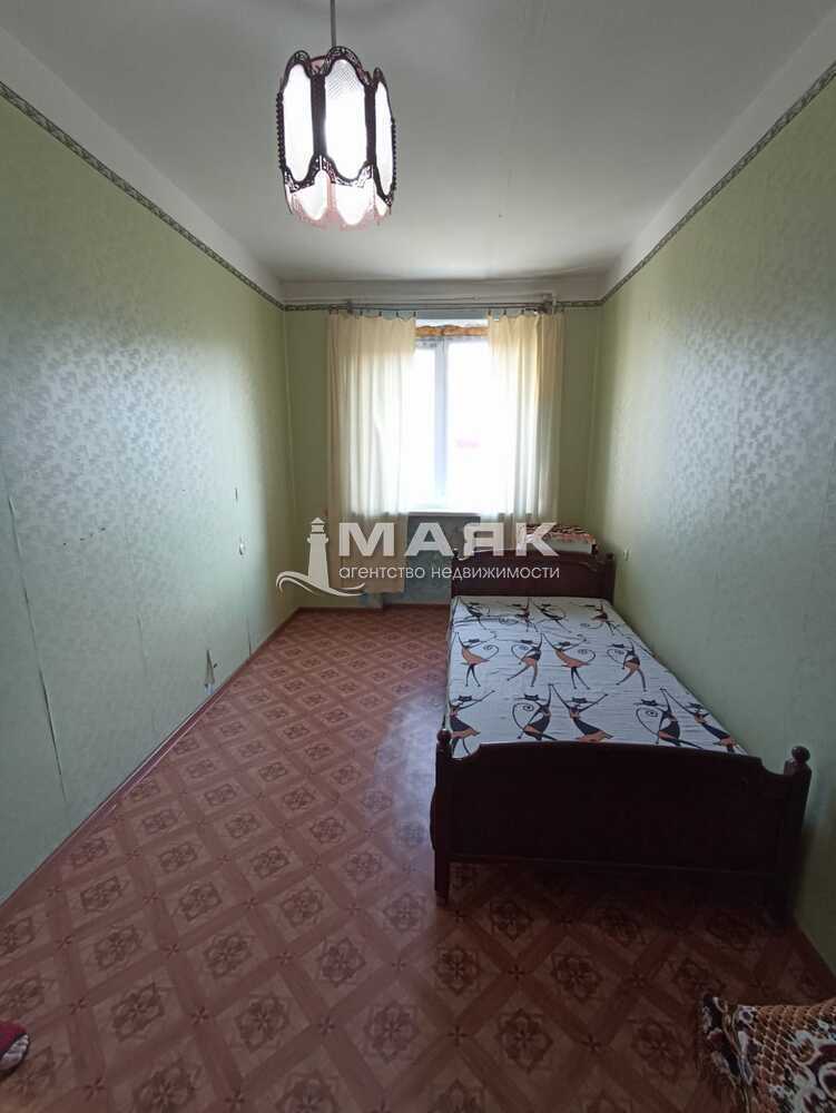 3-к. квартира 60 кв.м, 2/4