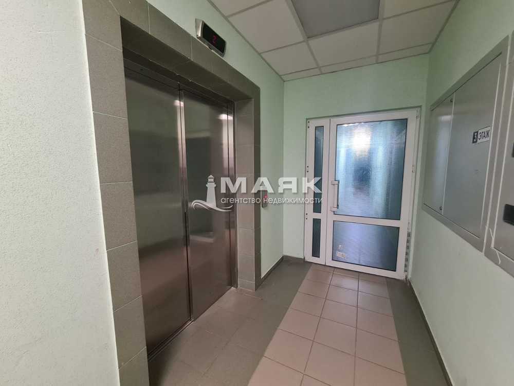 1-к. квартира 50.8 кв.м, 3/8