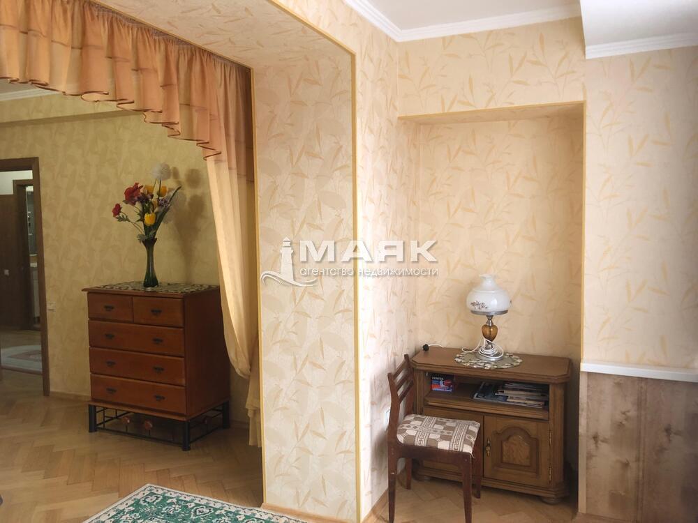 2-к. квартира 85.4 кв.м, 6/7