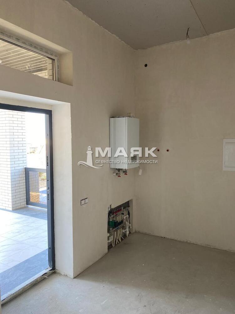 Дом 102 кв.м на участке 3.5 сот