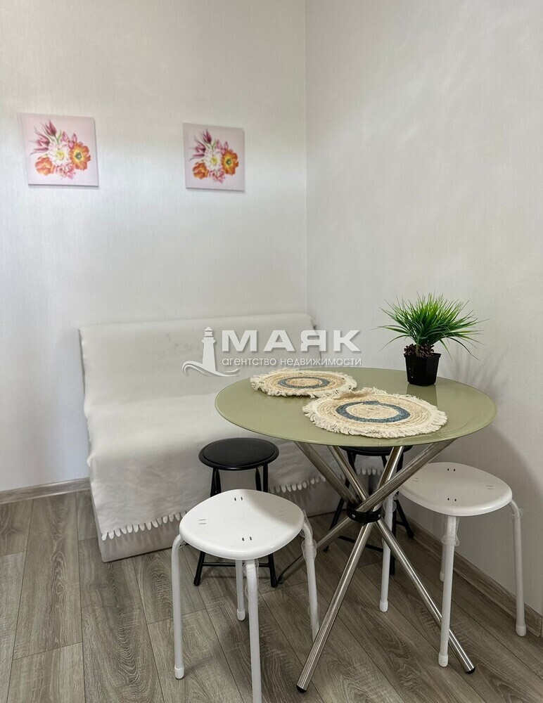 1-к. квартира 36 кв.м, 1/4