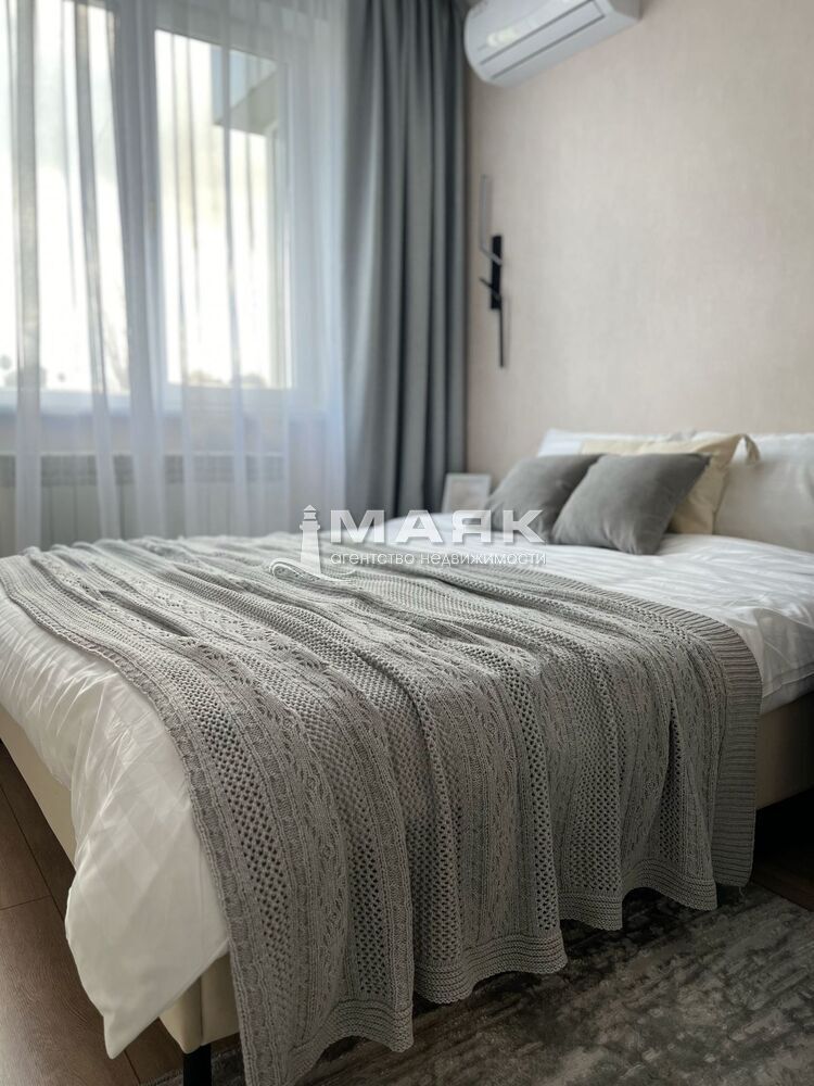 1-к. квартира 42 кв.м, 4/9