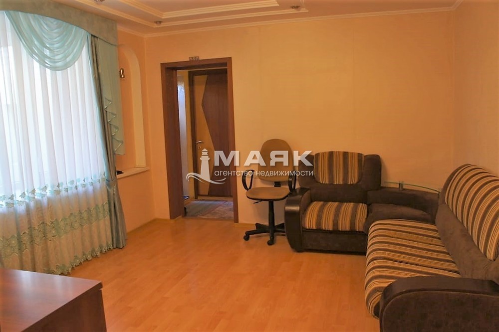 Дом 80 кв.м на участке 2 сот