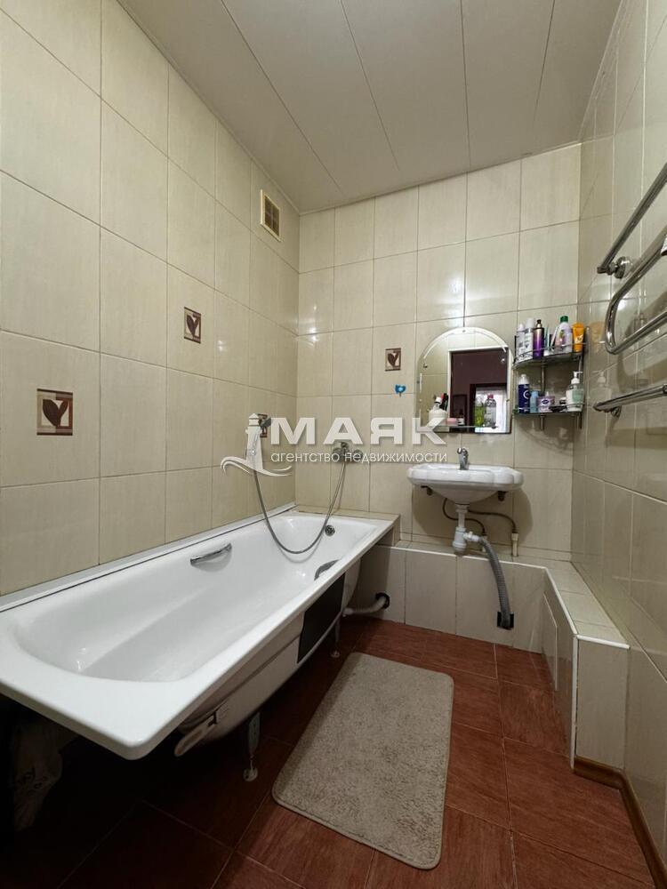 2-к. квартира 70 кв.м, 5/9