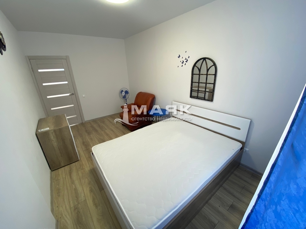 2-к. квартира 48.6 кв.м, 2/4