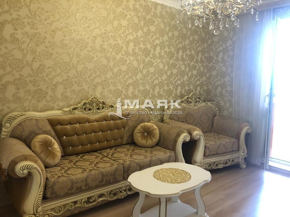 2-к. квартира 64 кв.м, 4/10