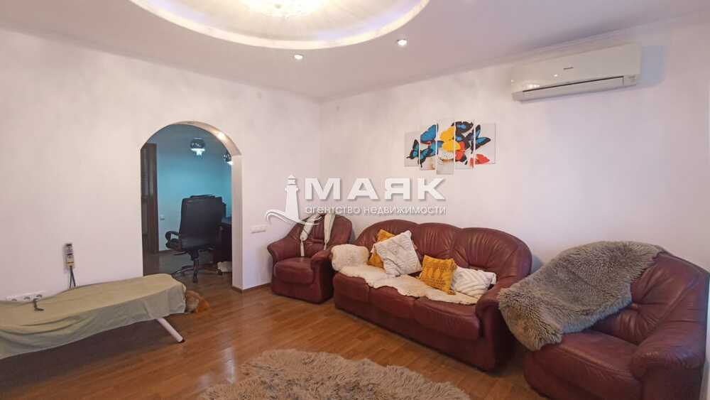 Дом 75 кв.м на участке 5.6 сот