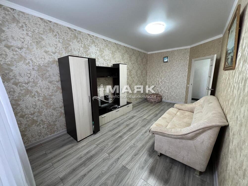 1-к. квартира 46.5 кв.м, 14/14