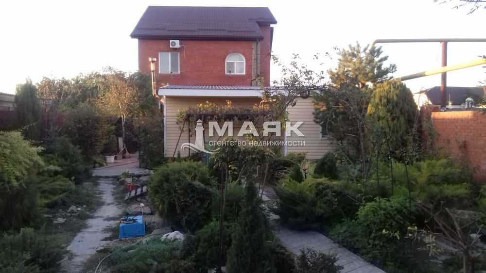 Дом 280 кв.м на участке 8 сот
