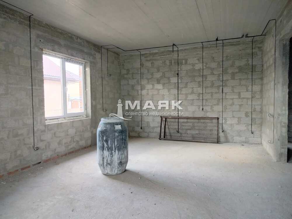 Дом 142 кв.м на участке 5 сот