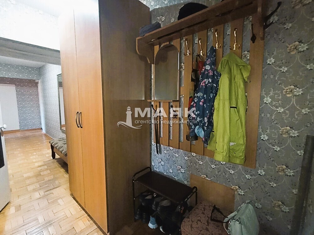 3-к. квартира 69.8 кв.м, 3/5