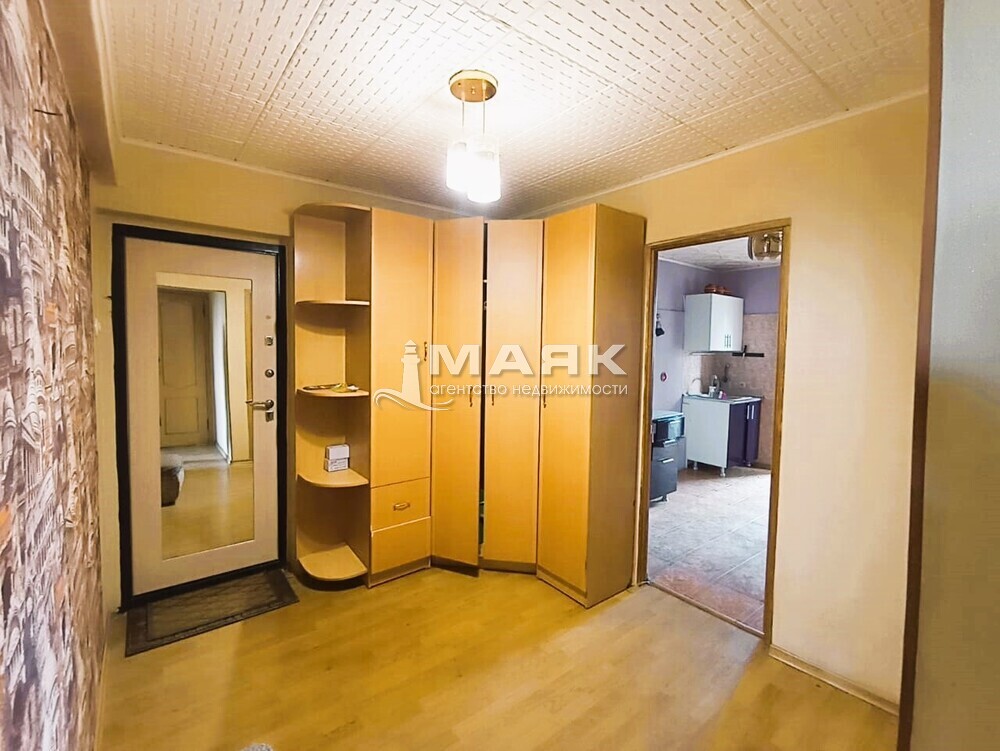 2-к. квартира 57 кв.м, 4/4