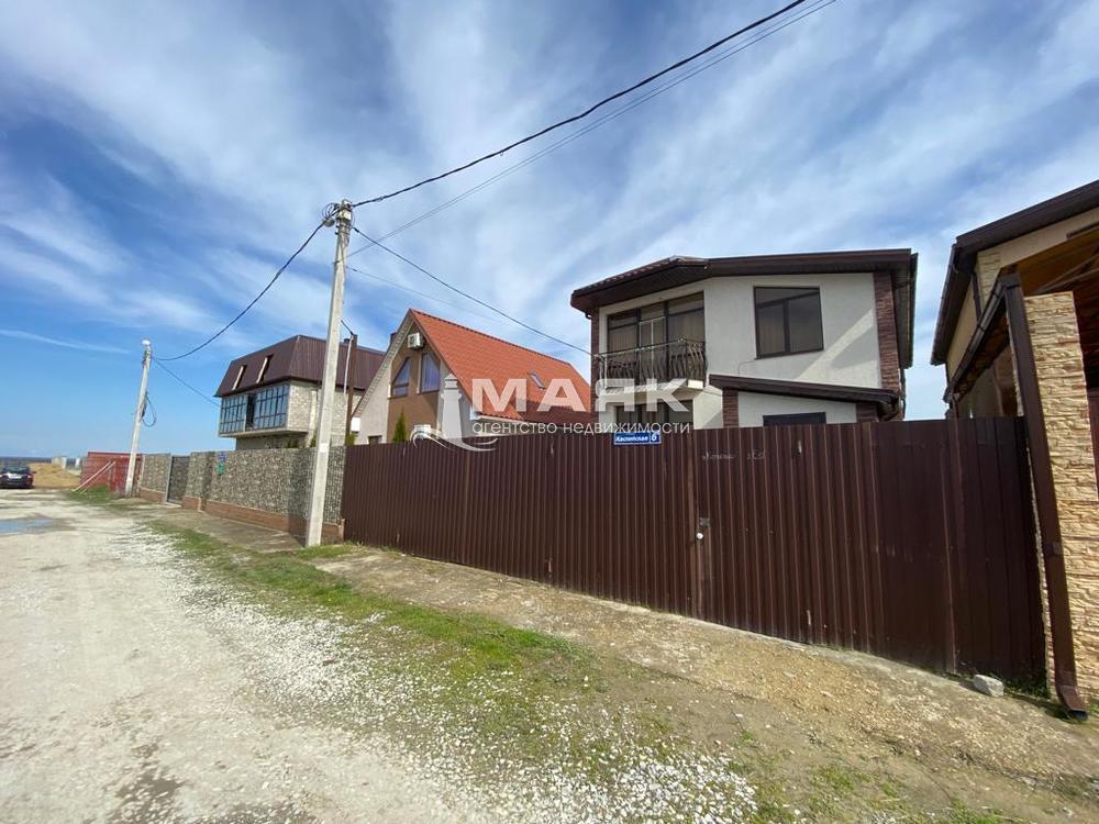 Дом 114 кв.м на участке 3 сот