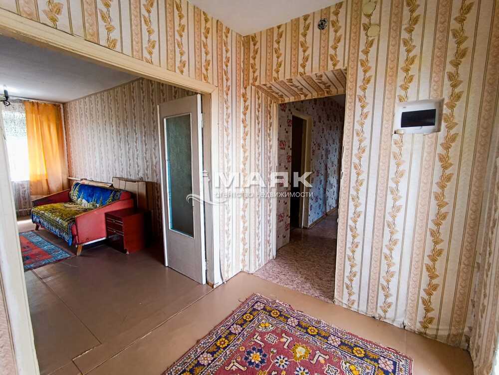 3-к. квартира 77 кв.м, 1/1