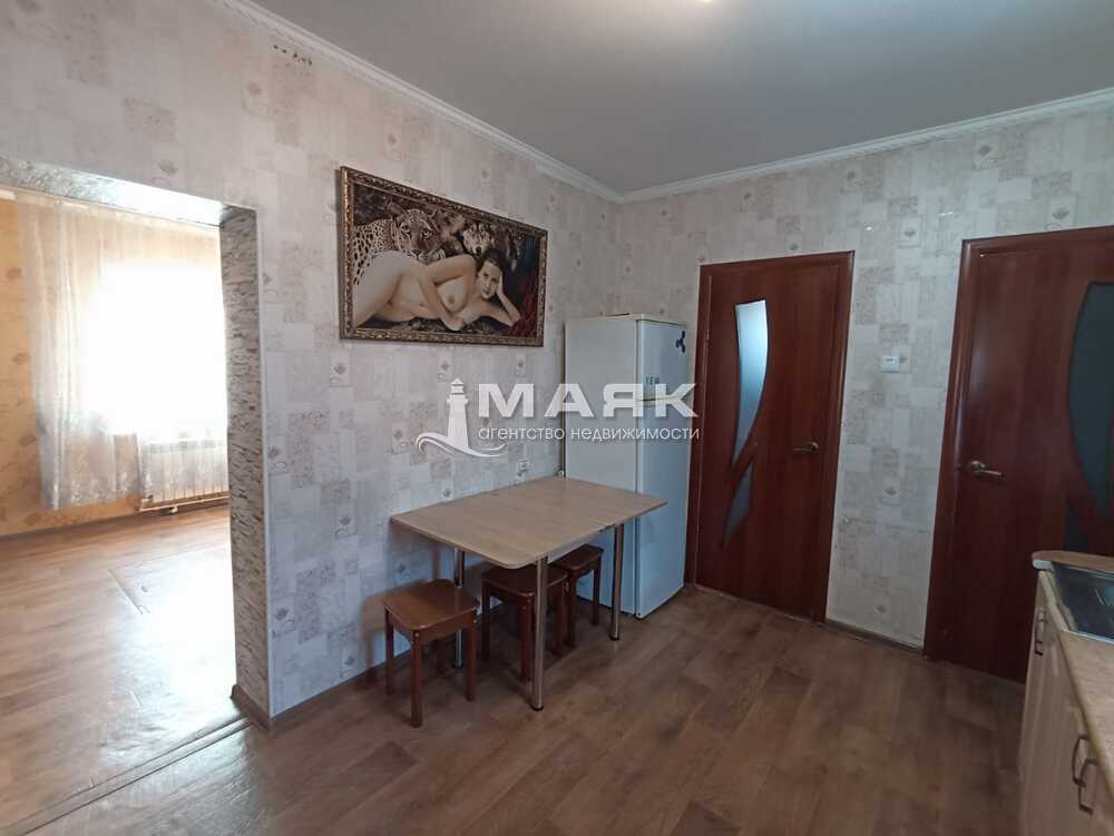 Дом 38 кв.м на участке 5 сот