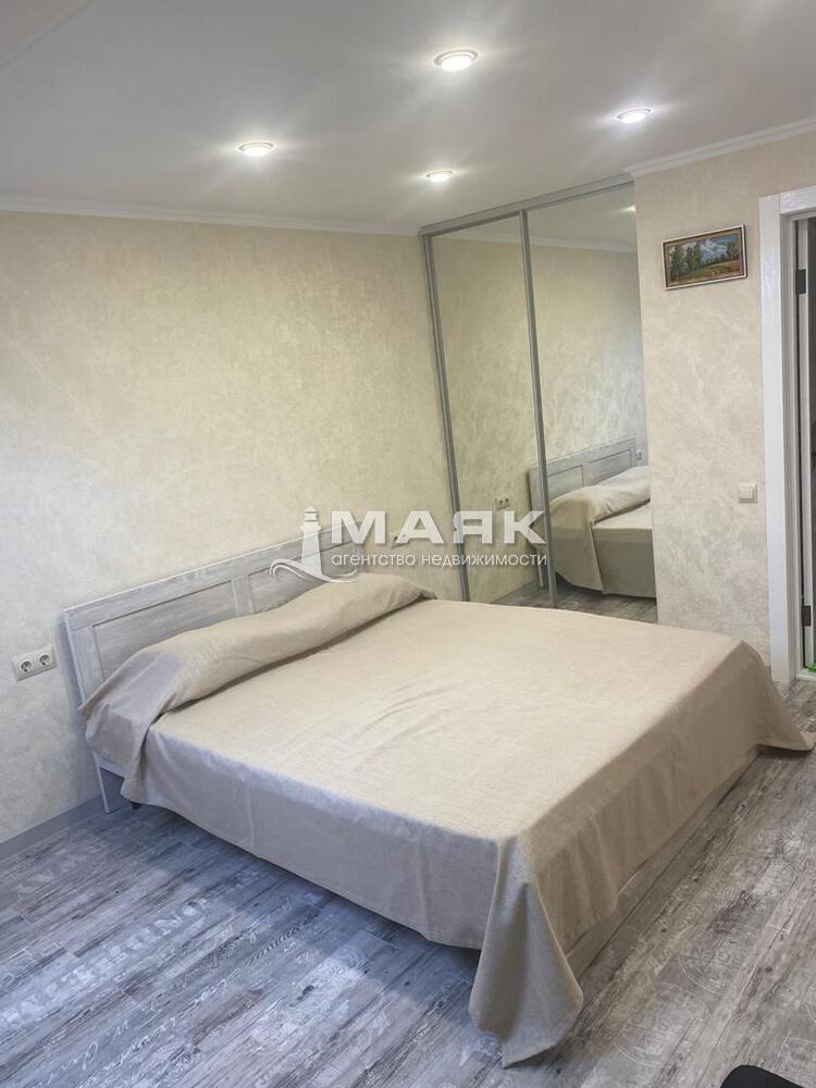 1-к. квартира 44 кв.м, 4/4