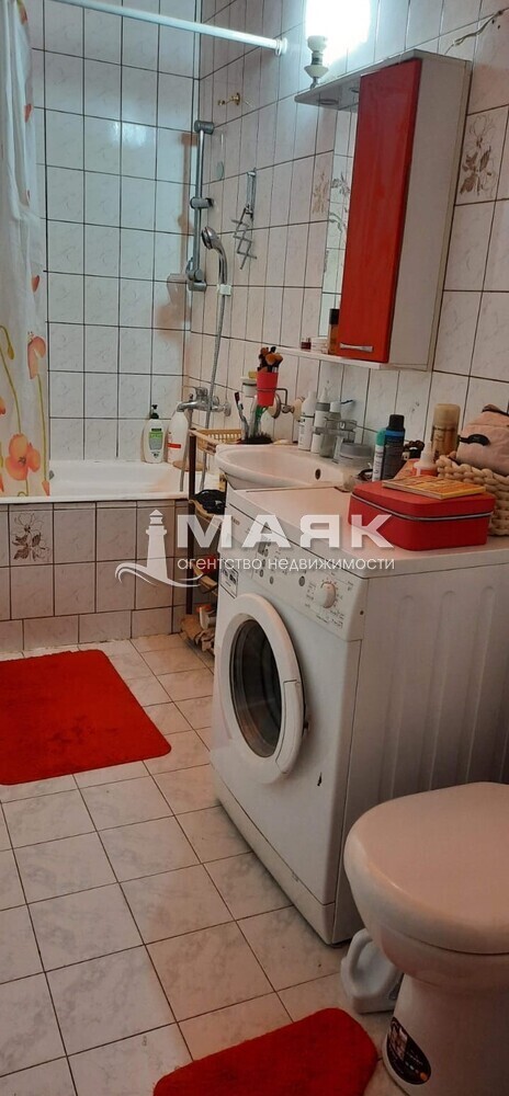 Дом 413 кв.м на участке 8 сот