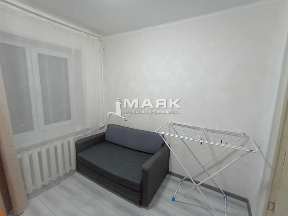3-к. квартира 43.9 кв.м, 2/2