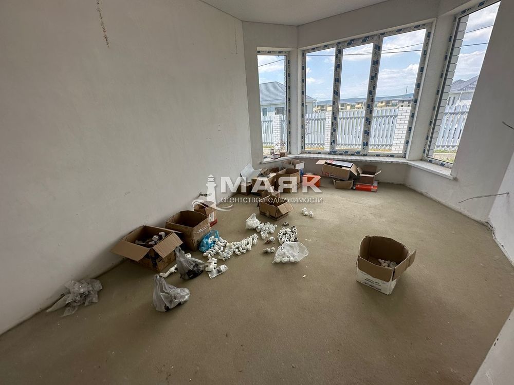 Дом 100 кв.м на участке 6 сот